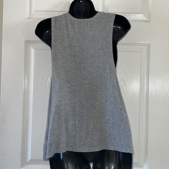 Barry’s Bootcamp Summer Abs Start Today Small Tank EUC - Picture 2 of 6